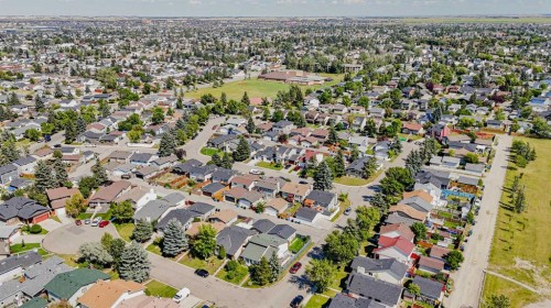 20 Castlegrove Way Ne, Calgary, AB - Outdoor With View