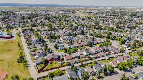 20 Castlegrove Way Ne, Calgary, AB - Outdoor With View