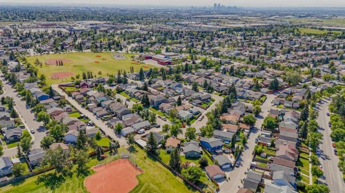20 Castlegrove Way Ne, Calgary, AB - Outdoor With View
