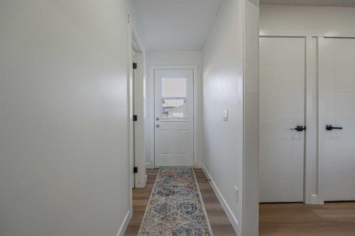 20 Castlegrove Way Ne, Calgary, AB - Indoor Photo Showing Other Room