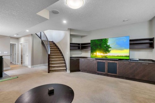 1721 44 Avenue Sw, Calgary, AB - Indoor