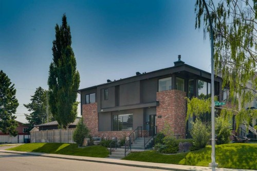 1721 44 Avenue Sw, Calgary, AB - Outdoor