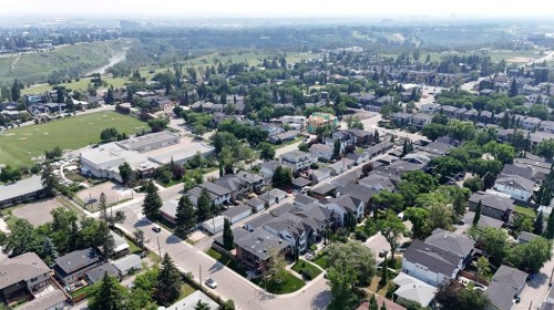 1721 44 Avenue Sw, Calgary, AB - Outdoor With View