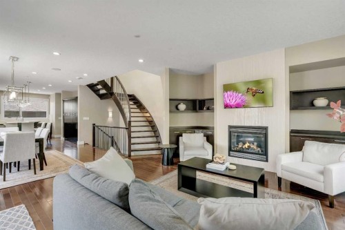 1721 44 Avenue Sw, Calgary, AB - Indoor Photo Showing Living Room With Fireplace
