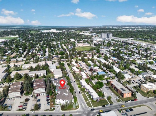 116-790 Kingsmere Crescent Sw, Calgary, AB - Outdoor With View