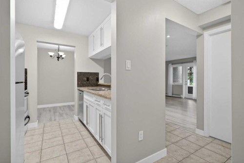 116-790 Kingsmere Crescent Sw, Calgary, AB - Indoor Photo Showing Kitchen
