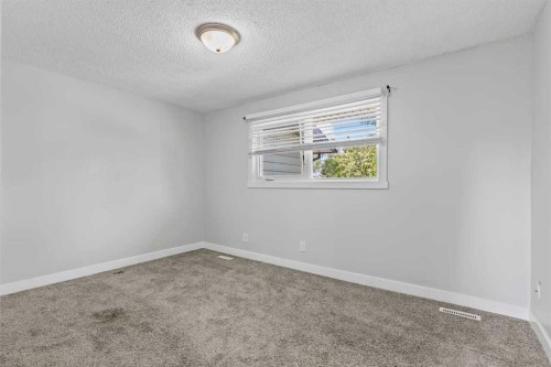 767 Whitehill Way Ne, Calgary, AB - Indoor Photo Showing Other Room