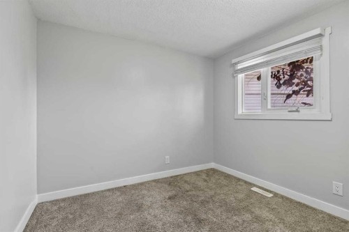767 Whitehill Way Ne, Calgary, AB - Indoor Photo Showing Other Room