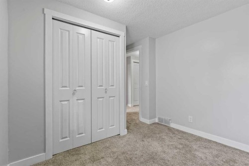 767 Whitehill Way Ne, Calgary, AB - Indoor