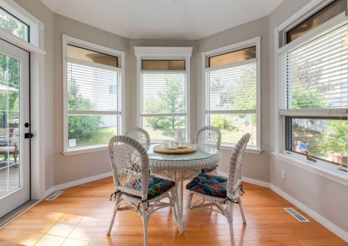 63 Arbour Lake Drive Nw, Calgary, AB - Indoor Photo Showing Dining Room