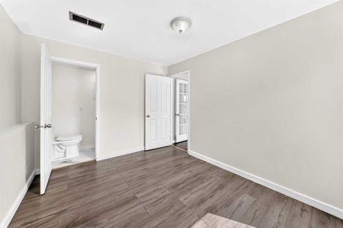 8 Hawkfield Crescent Nw, Calgary, AB - Indoor Photo Showing Other Room