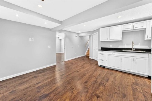 8 Hawkfield Crescent Nw, Calgary, AB - Indoor