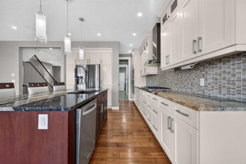 148 Evansborough Way Nw, Calgary, AB - Indoor Photo Showing Kitchen With Upgraded Kitchen