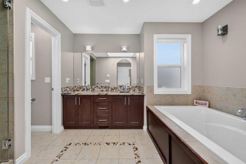 148 Evansborough Way Nw, Calgary, AB - Indoor Photo Showing Bathroom