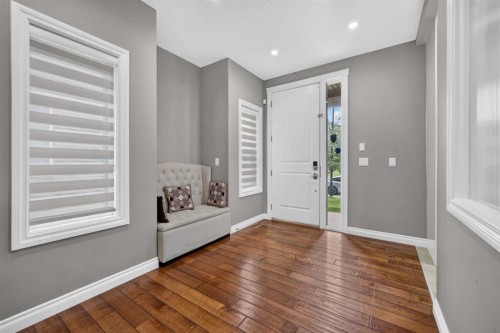 148 Evansborough Way Nw, Calgary, AB - Indoor Photo Showing Other Room