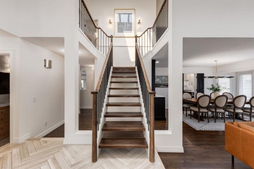 191 Canterville Drive Sw, Calgary, AB - Indoor Photo Showing Other Room