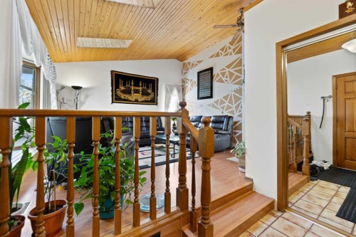 48 Castleglen Court Ne, Calgary, AB - Indoor Photo Showing Other Room