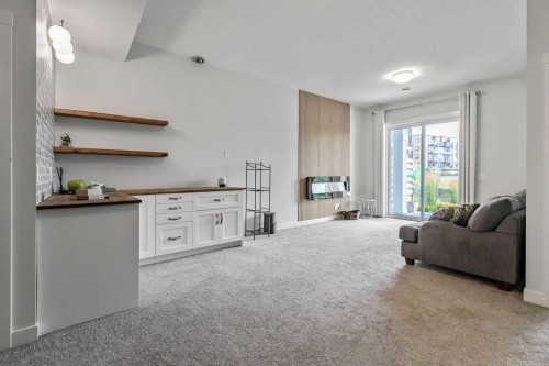 100 Cranbrook Gardens West, Calgary, AB - Indoor