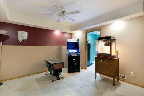 127 Shawinigan Drive Sw, Calgary, AB - Indoor