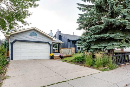 127 Shawinigan Drive Sw, Calgary, AB - Outdoor