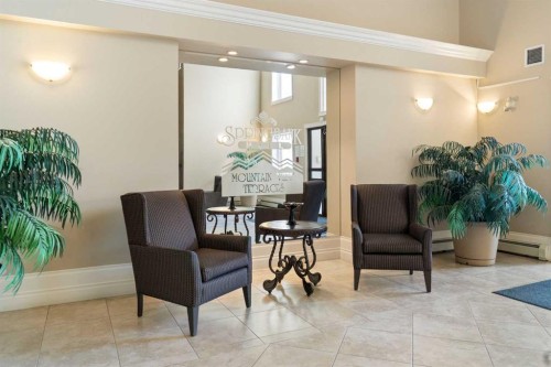 1301-7451 Springbank Boulevard Sw, Calgary, AB - Indoor
