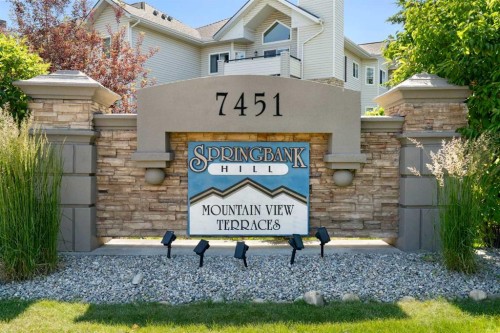 1301-7451 Springbank Boulevard Sw, Calgary, AB - Outdoor