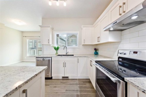 373 Nolancrest Heights Nw, Calgary, AB - Indoor Photo Showing Kitchen With Upgraded Kitchen