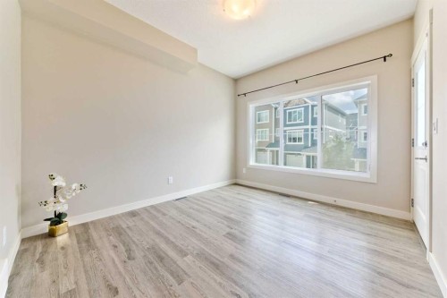373 Nolancrest Heights Nw, Calgary, AB - Indoor Photo Showing Other Room