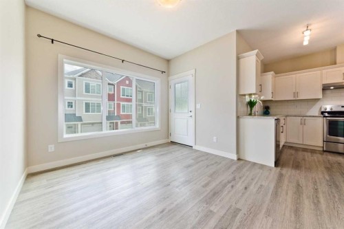 373 Nolancrest Heights Nw, Calgary, AB - Indoor Photo Showing Kitchen
