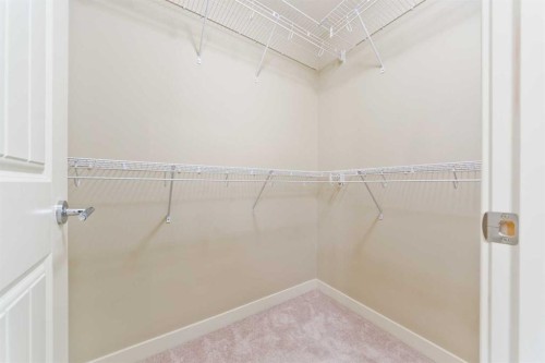 373 Nolancrest Heights Nw, Calgary, AB - Indoor With Storage