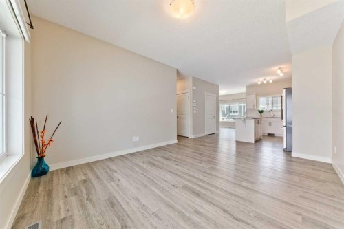 373 Nolancrest Heights Nw, Calgary, AB - Indoor Photo Showing Other Room