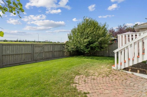 74 Spring View Sw, Calgary, AB - Outdoor