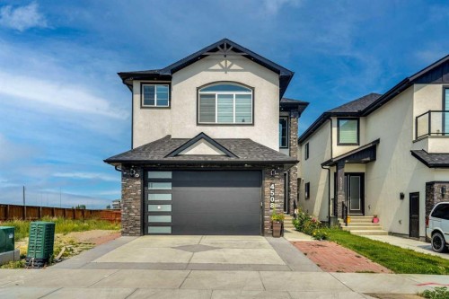 4508 87 Avenue Ne, Calgary, AB - Outdoor With Facade