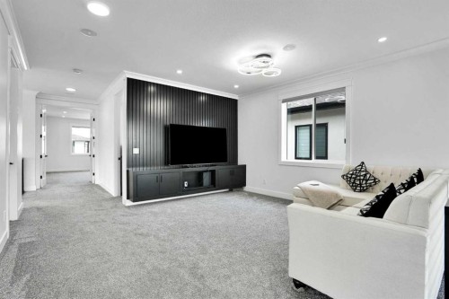 4508 87 Avenue Ne, Calgary, AB - Indoor