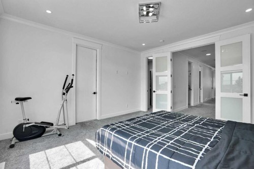 4508 87 Avenue Ne, Calgary, AB - Indoor Photo Showing Other Room