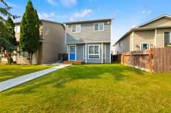 71 Martindale Court NE Calgary, AB T3J 2V8