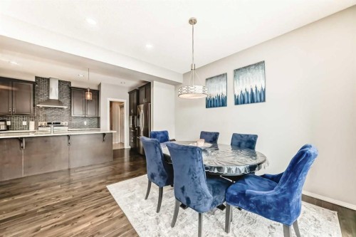 60 Evansborough Road Nw, Calgary, AB - Indoor Photo Showing Dining Room