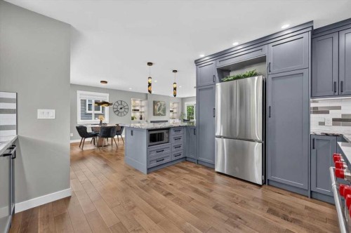 4111 19 Avenue Sw, Calgary, AB 