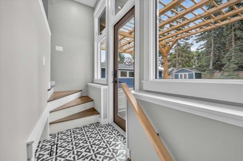 4111 19 Avenue Sw, Calgary, AB 