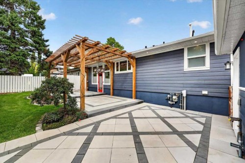 4111 19 Avenue Sw, Calgary, AB 