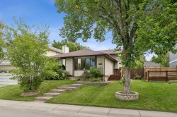 44 Mckinley Rise SE Calgary, AB T2Z 1W1