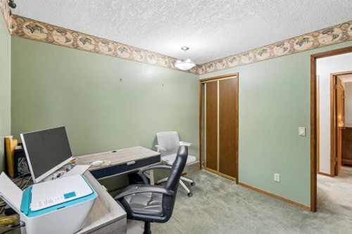 44 Mckinley Rise Se, Calgary, AB 