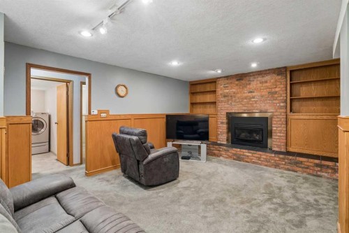 44 Mckinley Rise Se, Calgary, AB 