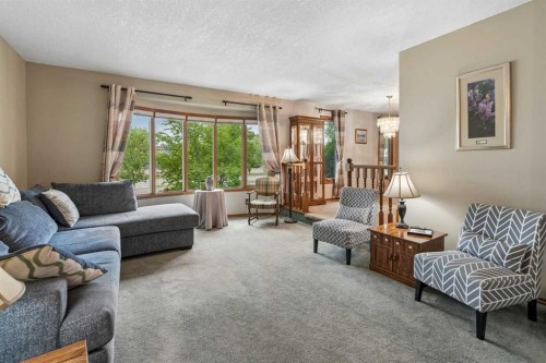 44 Mckinley Rise Se, Calgary, AB 