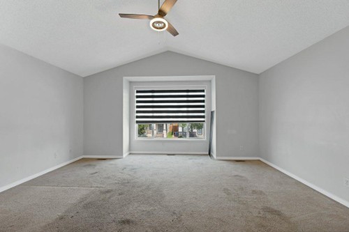 33 Skyview Springs Road Ne, Calgary, AB - Indoor Photo Showing Other Room