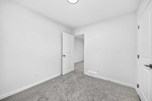344 Herron Landing Ne, Calgary, AB - Indoor Photo Showing Other Room