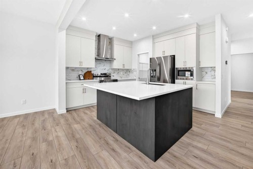 344 Herron Landing Ne, Calgary, AB - Indoor Photo Showing Kitchen With Upgraded Kitchen