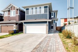 27 Redstone Heights NE Calgary, AB T3N 0T6
