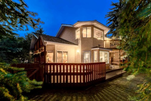 660 Coach Grove Road Sw, Calgary, AB - Outdoor