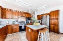 68 Harvest Oak Way Ne, Calgary, AB  - Indoor Photo Showing Kitchen 